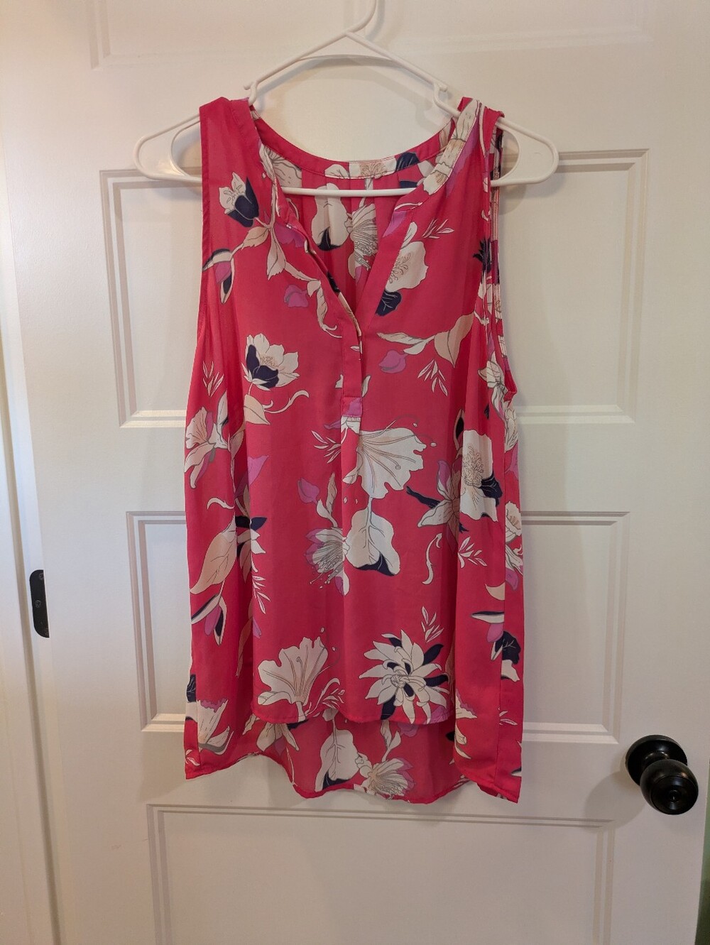 Sleeveless Pink Floral V-Neck Blouse